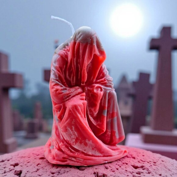 Handmade ✦ Ghostly Hooded Figure Candle ✦ Cherry Cheesecake Cinnamon Soy Wax NWT - Picture 5 of 9